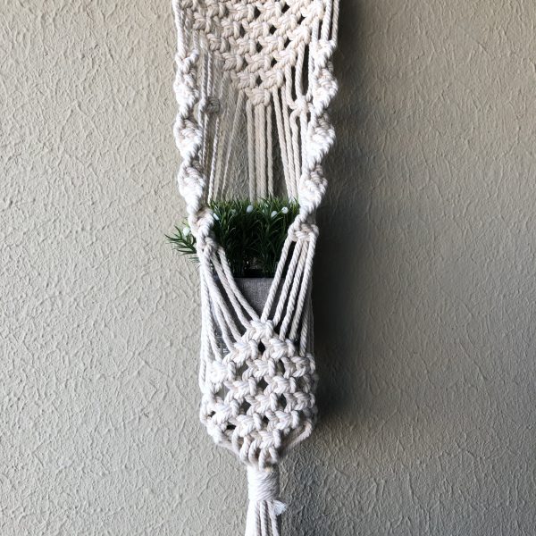 macrame hanging planter